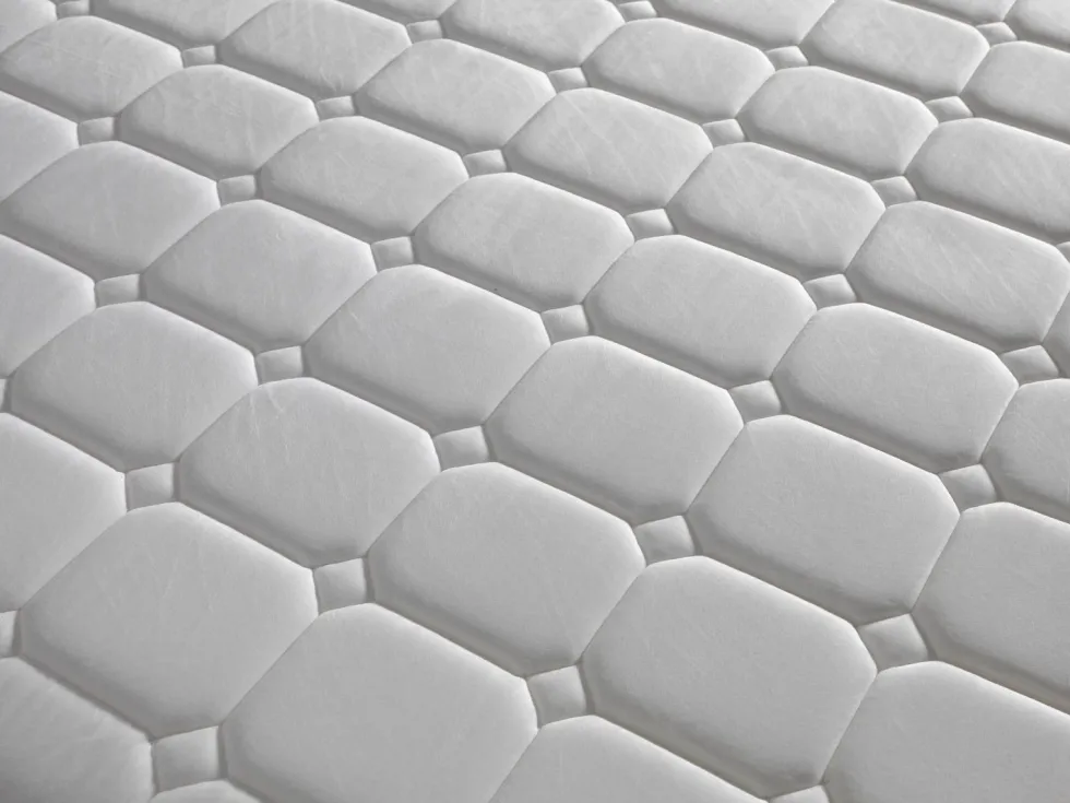 Luksusowy materac z jedwabistym dotykiem syntetycznego kaszmiru Cashmere Plus Comfort 4.5, 140x200 cm